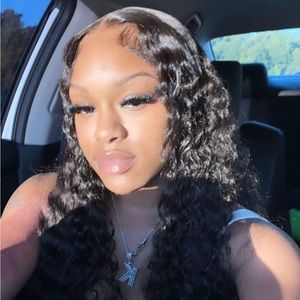 Meet your Posher, Keasia